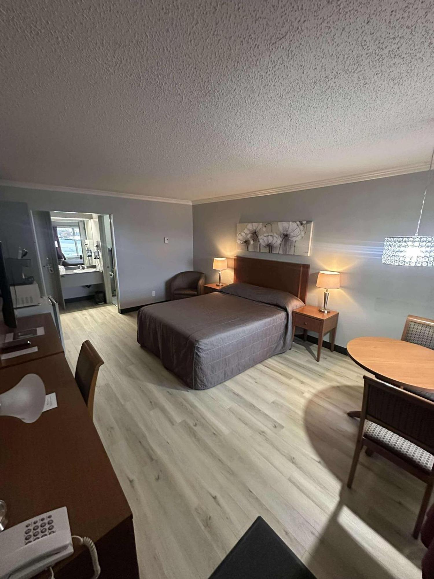Hotel Motel Le Voyageur 圣乔治斯 外观 照片